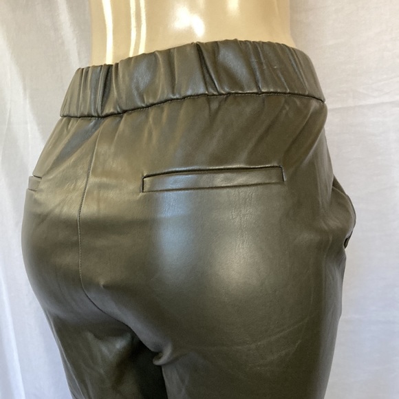 A NEW DAY Faux Leather Pants Green Color Size XL Straight Leg Elastic Waist NWOT - Picture 3 of 9